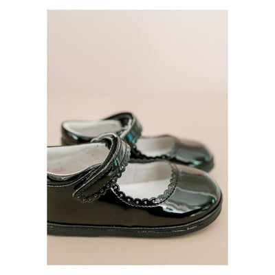 Cara Scalloped Mary Jane (Baby) Patent Black