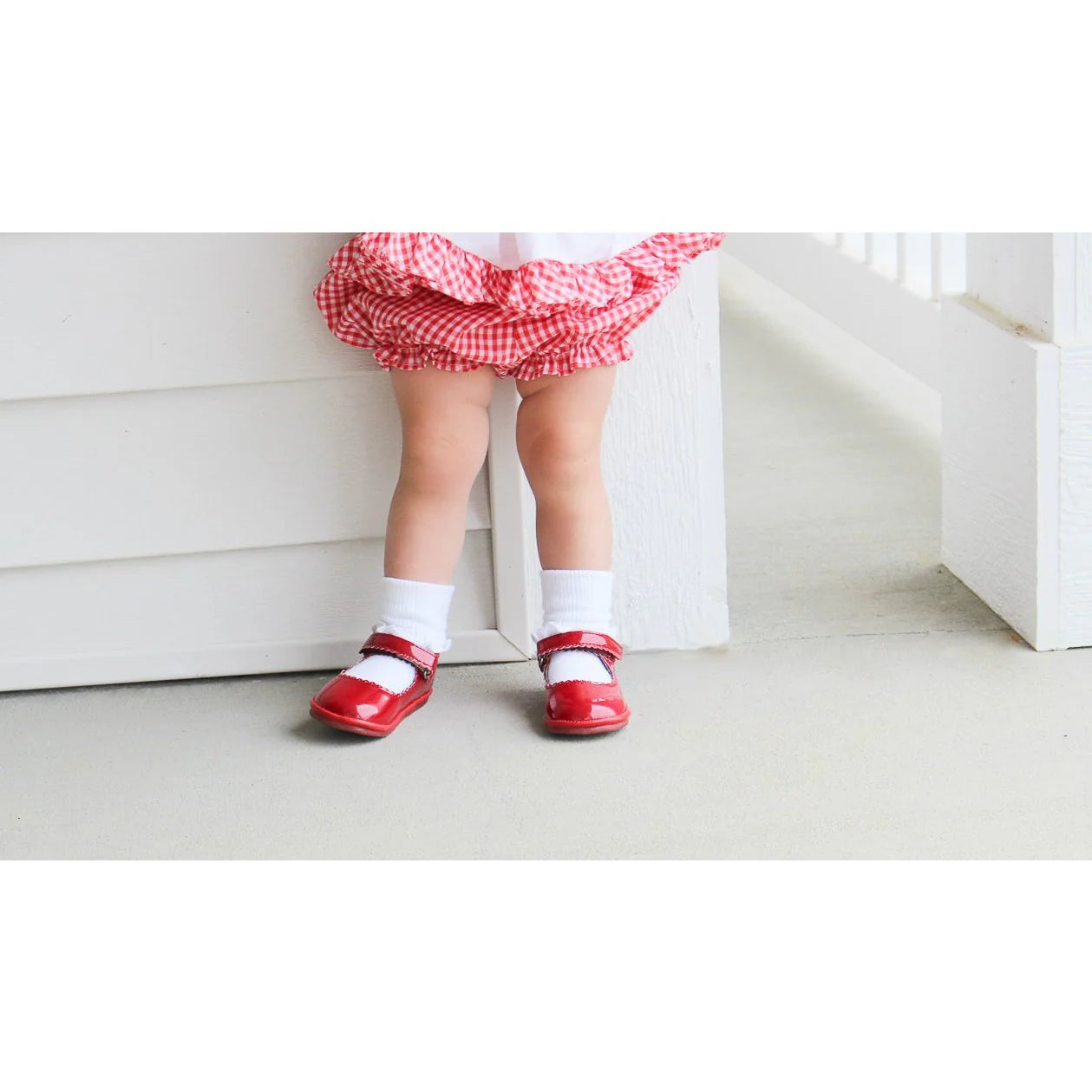 Cara Scalloped Mary Jane (Baby) Patent Red