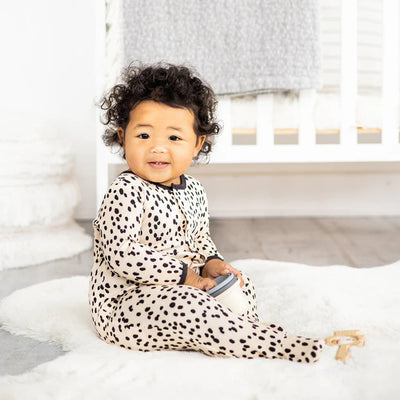 spot on organic cotton magnetic footie
